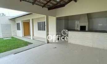 Imagem 3: Casa à venda de 3 quartos com planejados e quintal grande - Anápolis GO