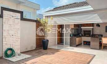 Imagem 2: Sobrado à venda 4 dorms com suíte máster