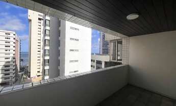 Imagem 3: Apartamento a poucos metros da praia com 187m², 4 quartos e 2 vagas de garagem