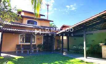 Imagem 2: Casa para alugar em Praia Da Lagoinha de 440.00m² com 3 Quartos, 2 Suites e 4 Garagens