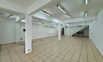 Imagem 3: Loja com vitrine e mesanino no Bairro Vila Nova! Zrooimoveis