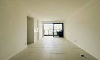 Imagem 2: Apartamento para venda em Boa Viagem com 3 quartos e varanda