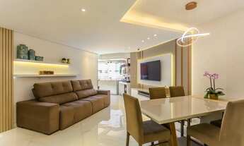 Imagem 2: Apartamento Reformado no Batel