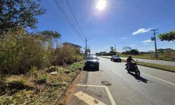 Imagem 2: Lote de 420 m² à Venda na Avenida Bufaiçal Faiçalville