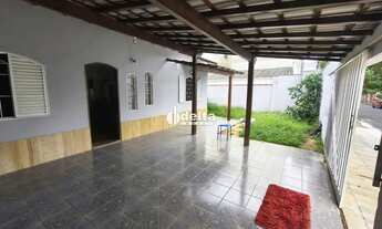 Imagem: Casa MOBILIADA tipo pensionato muito próxima