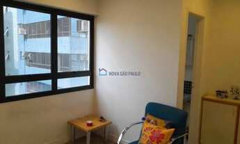 Imagem 2: Conjunto comercial metrô Santa Cruz, vago, próximo Colégio Arquidiciosano, bancos, superme