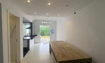 Imagem 6: LINDO SOBRADO EM VILLAGIO COM 4 DORMITORIOS A VENDA NO CAMPOLIM - 849.000,00