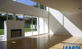 Imagem 2: CASA EM CONDOMÍNIO - ALPHAVILLE - SP