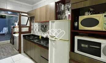 Imagem 7: Charme e Conforto: Sobrado com Piscina e Área Gourmet no Bairro São Jerônimo em Gravataí!