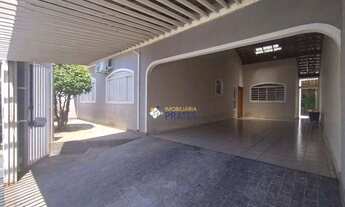 Imagem 2: Inda casa residencial pra venda no Jardim Soraia, ótima localização, próximo a Avenida de