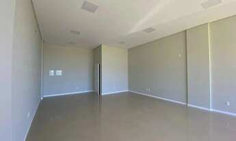 Imagem 7: Sala comercial térrea com aproximadamente 60 m²