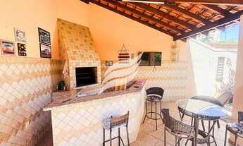 Imagem 2: Casa com 05 quartos e 03 suítes à venda próxima a Havan