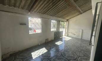 Imagem 2: QNM 4, Ceilândia Norte - Casa de três quartos, com mais kitnets nos fundos