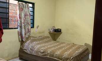 Imagem 4: Casa com barracão no fundo para venda no Jardim Progresso - Anápolis - GO