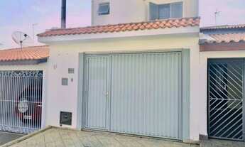 Imagem: Lindo Sobrado Com 3 Dormitórios e Área