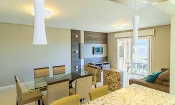 Imagem 2: Oportunidade! Apartamento finamente mobiliado com vista permanente para o mar