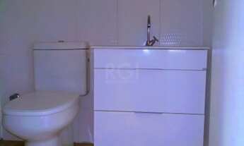 Imagem 2: Porto Alegre - Apartamento Padrão - Partenon