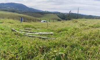 Imagem 3: K04- terreno na localização na região de aruja