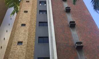 Imagem 2: Apartamento, com 2 quartos, móveis projetados, lazer vista-mar, em Meireles