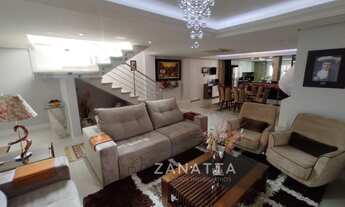 Imagem 3: Casa para venda em localização nobre possui 390 m² com 4 quartos em Centro - Esteio - RS