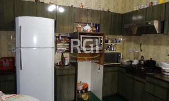 Imagem 6: Porto Alegre - Casa Padrão - Tristeza