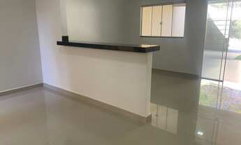 Imagem 6: Casa em frente Bosque José Eduardo Nascimento na Região Leste a 13 minutos da UFG com 3 q