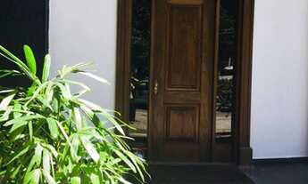 Imagem 2: Quartoesalacosmevelho