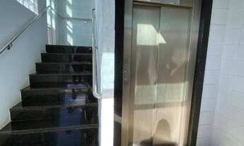 Imagem 4: Prédio comercial em Jacaraípe com elevador