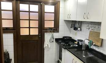 Imagem 6: Porto Alegre - Casa Padrão - Tristeza