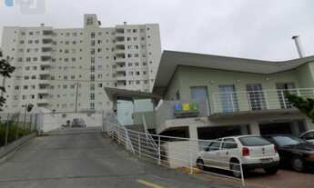 Imagem: Apartamento com 02 dormitórios e Condomínio