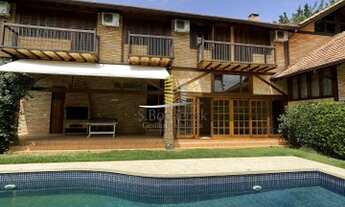 Imagem 3: Maravilhosa casa para venda ou locação com 5 suítes, piscina, ótima localização