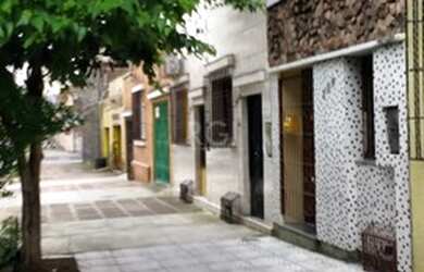 Imagem 2: Porto Alegre - Casa Padrão - Azenha