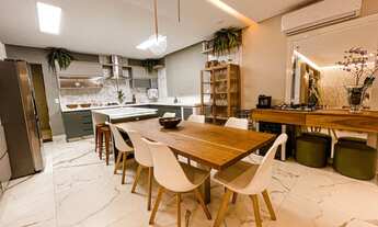 Imagem 2: Casa de condomínio para venda possui 269 metros quadrados com 4 quartos