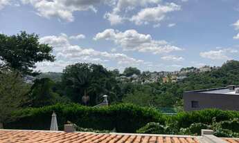 Imagem 5: Casa de condomínio sobrado para venda possui 460 metros quadrados com 7 quartos