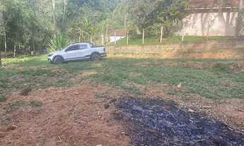 Imagem 3: Terreno com acesso a Represa