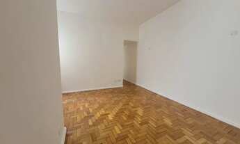 Imagem 4: Apartamento para aluguel possui 70 metros quadrados com 2 quartos em Botafogo - Rio de Jan