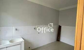 Imagem 6: Casa à venda de 3 quartos com planejados e quintal grande - Anápolis GO