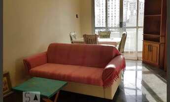 Imagem: Frei Caneca na quadra do shopping e perto