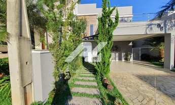 Imagem 5: Casa de condomínio sobrado para venda tem 210 metros quadrados com 3 quartos