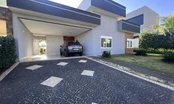 Imagem 2: Casa para venda possui 242 metros quadrados com 3 quartos