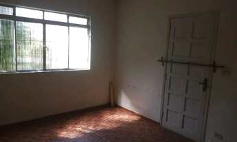 Imagem 7: Térrea para venda possui 300 metros quadrados com 2 quartos em Vila Antonieta - São Paulo