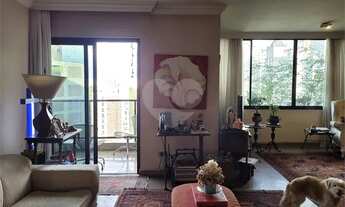 Imagem 2: Apartamento em andar alto na VNC