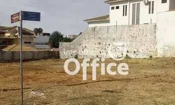 Imagem: Terreno à venda, 680 m² por R$ 980.000,00