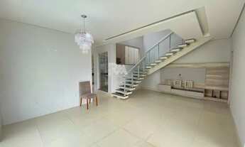 Imagem 3: ALUGO UMA MAGNIFICA CASA COM DOIS PAVIMENTOS E FINO ACABAMENTO EM CONDOMIINIO FECHADO, APR