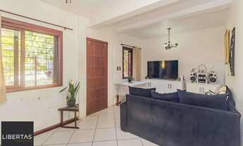 Imagem: Casa com 4 quartos, 1 suíte, vaga de garagem