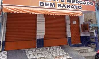 Imagem: Passo mercadinho em Pernambues com equipamentos