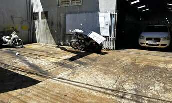 Imagem 2: Comercial para Venda em Londrina, Helena, 2 banheiros