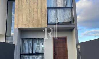 Imagem 2: Sobrado à venda mobiliado com 02 dormitórios, vaga de garagem para dois carros e localizaç