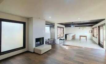 Imagem: Casa Residencial com 3 dormitórios sendo