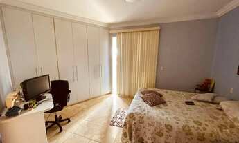 Imagem 6: Sobrado Damha 1 para aluguel tem 482 metros quadrados com 4 quartos